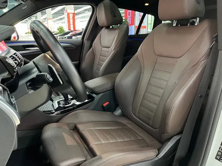 2020 BMW X4 2.0T 184HP L4 8AT,autocango,china used car exporter,china ev exporter,chinese used car exporter,chinese used ev exporter