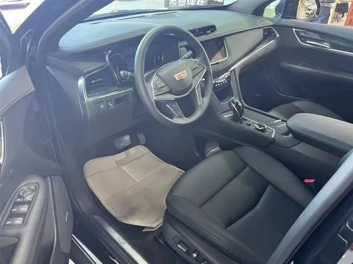 2022 Cadillac XT5 2.0T 237HP L4 9AT,autocango,china used car exporter,china ev exporter,chinese used car exporter,chinese used ev exporter