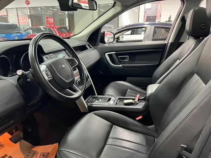 2018 Land Rover Discovery Sport 2.0T 241HP L4 9AT,autocango,china used car exporter,china ev exporter,chinese used car exporter,chinese used ev exporter