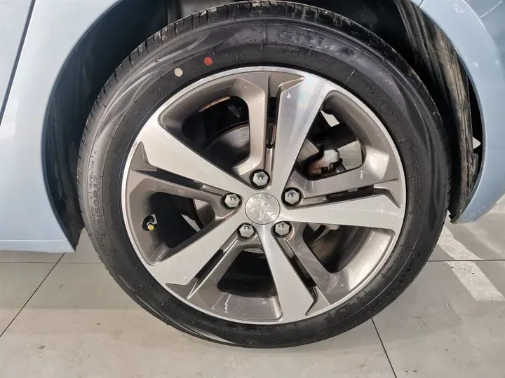 2015 Peugeot 308S 1.6T 167HP L4 6AT,autocango,china used car exporter,china ev exporter,chinese used car exporter,chinese used ev exporter