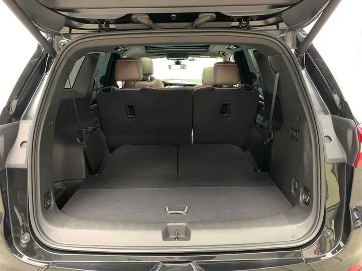 2022 Buick Enclave 2.0T 237HP L4 9AT,autocango,china used car exporter,china ev exporter,chinese used car exporter,chinese used ev exporter