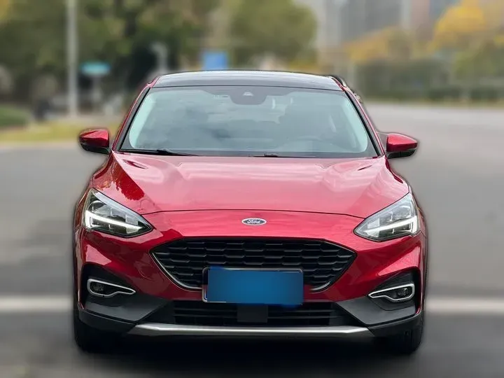 2020 Ford Focus Active 1.5T 174HP L3 8AT,autocango,china used car exporter,china ev exporter,chinese used car exporter,chinese used ev exporter