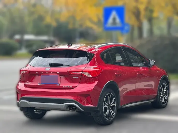2020 Ford Focus Active 1.5T 174HP L3 8AT,autocango,china used car exporter,china ev exporter,chinese used car exporter,chinese used ev exporter