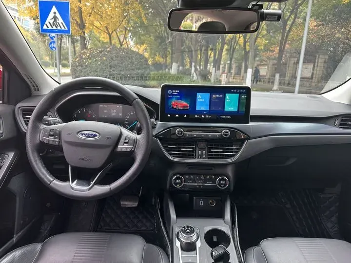 2020 Ford Focus Active 1.5T 174HP L3 8AT,autocango,china used car exporter,china ev exporter,chinese used car exporter,chinese used ev exporter