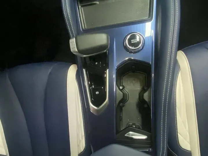 2022 Geely Monjaro 1.5T 150HP L3 3DHT Hybrid,autocango,china used car exporter,china ev exporter,chinese used car exporter,chinese used ev exporter