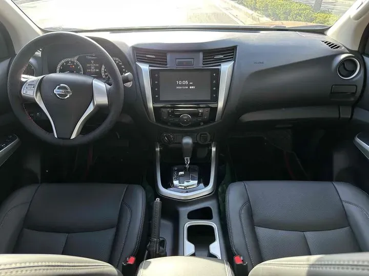2021 Nissan Navara 2.5L 190HP L4 7AT,autocango,china used car exporter,china ev exporter,chinese used car exporter,chinese used ev exporter