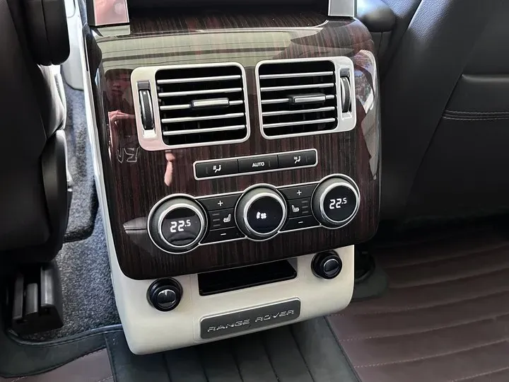 2020 Mansory Range Rover 3.0T 400HP L6 8AT,autocango,china used car exporter,china ev exporter,chinese used car exporter,chinese used ev exporter