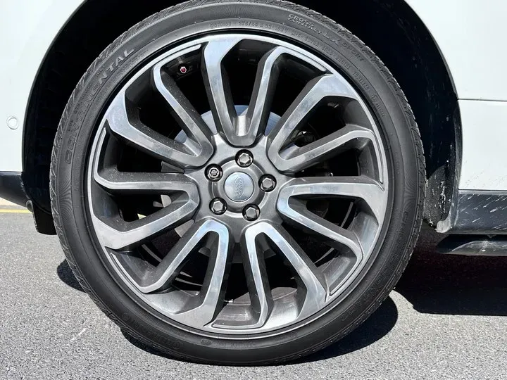 2020 Mansory Range Rover 3.0T 400HP L6 8AT,autocango,china used car exporter,china ev exporter,chinese used car exporter,chinese used ev exporter