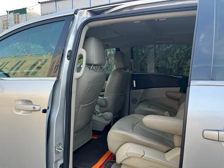 2014 Buick GL8 2.4L 186HP L4 6AT,autocango,china used car exporter,china ev exporter,chinese used car exporter,chinese used ev exporter