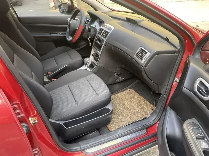 2013 Peugeot 307 1.6L 117HP L4 4AT,autocango,china used car exporter,china ev exporter,chinese used car exporter,chinese used ev exporter