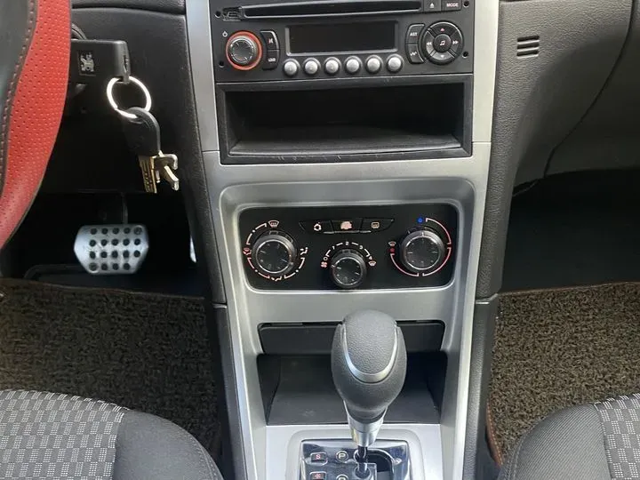 2013 Peugeot 307 1.6L 117HP L4 4AT,autocango,china used car exporter,china ev exporter,chinese used car exporter,chinese used ev exporter