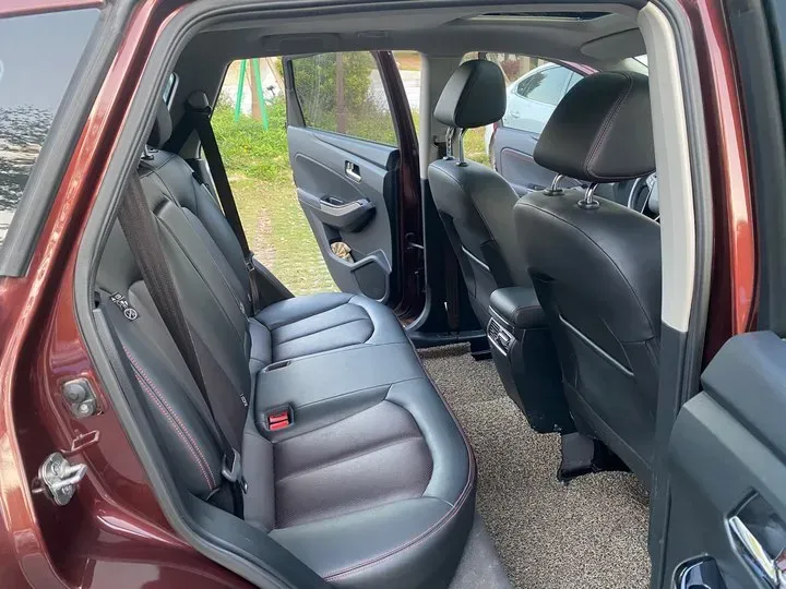 2018 Venucia T70 2.0L 144HP L4 CVT,autocango,china used car exporter,china ev exporter,chinese used car exporter,chinese used ev exporter