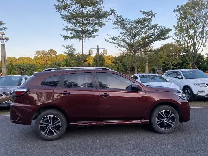 2018 Venucia T70 2.0L 144HP L4 CVT,autocango,china used car exporter,china ev exporter,chinese used car exporter,chinese used ev exporter