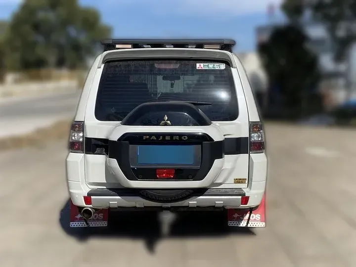 2020 Mitsubishi Pajero 3.0L 174HP V6 5AT,autocango,china used car exporter,china ev exporter,chinese used car exporter,chinese used ev exporter