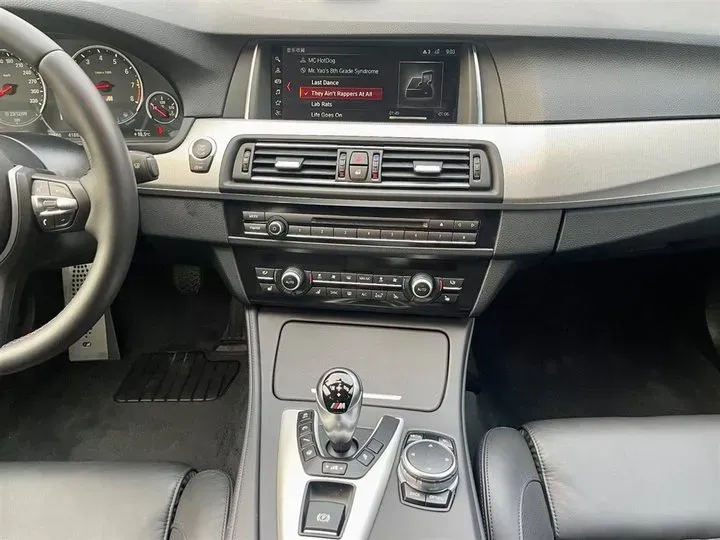 2014 BMW M5 4.4T 560HP V8 7DCT,autocango,china used car exporter,china ev exporter,chinese used car exporter,chinese used ev exporter