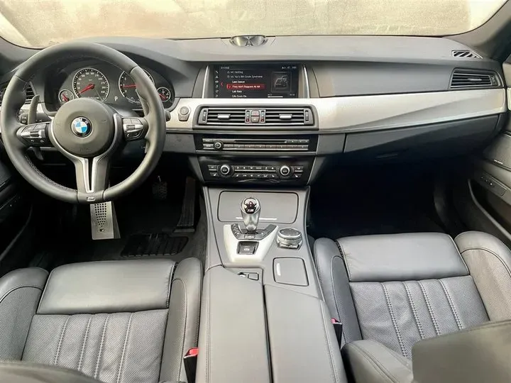 2014 BMW M5 4.4T 560HP V8 7DCT,autocango,china used car exporter,china ev exporter,chinese used car exporter,chinese used ev exporter