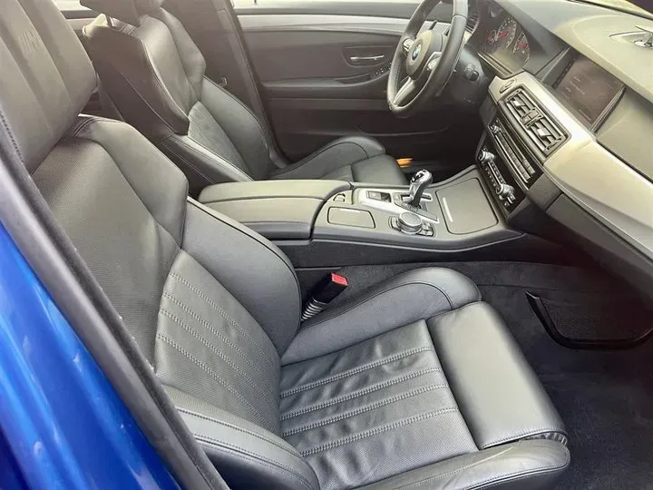 2014 BMW M5 4.4T 560HP V8 7DCT,autocango,china used car exporter,china ev exporter,chinese used car exporter,chinese used ev exporter