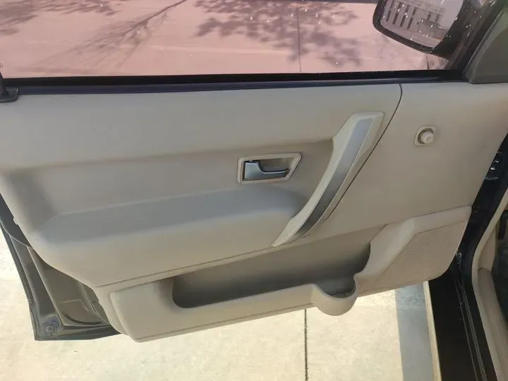 2004 Volkswagen Santana Vista 1.8L 101HP L4 5MT,autocango,china used car exporter,china ev exporter,chinese used car exporter,chinese used ev exporter