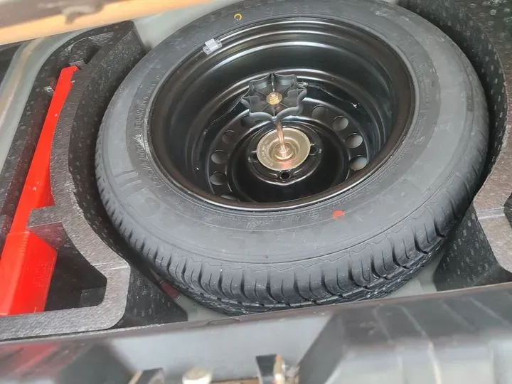 2004 Volkswagen Santana Vista 1.8L 101HP L4 5MT,autocango,china used car exporter,china ev exporter,chinese used car exporter,chinese used ev exporter