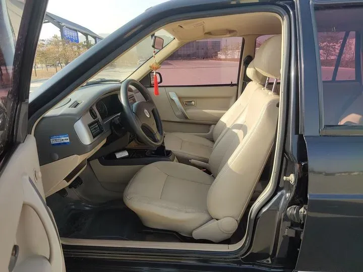 2004 Volkswagen Santana Vista 1.8L 101HP L4 5MT,autocango,china used car exporter,china ev exporter,chinese used car exporter,chinese used ev exporter