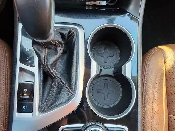 2017 ChangAn CS95 2.0T 233HP L4 6AT,autocango,china used car exporter,china ev exporter,chinese used car exporter,chinese used ev exporter