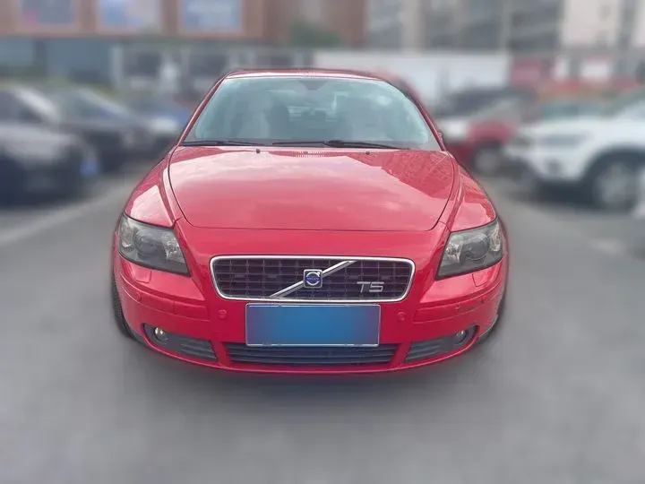 2006 Volvo S40 2.5T 230HP L5 5AT,autocango,china used car exporter,china ev exporter,chinese used car exporter,chinese used ev exporter