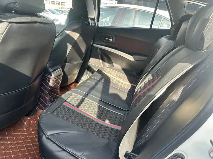 2017 Suzuki SX4 S-Cross 1.6L 122HP L4 5MT,autocango,china used car exporter,china ev exporter,chinese used car exporter,chinese used ev exporter