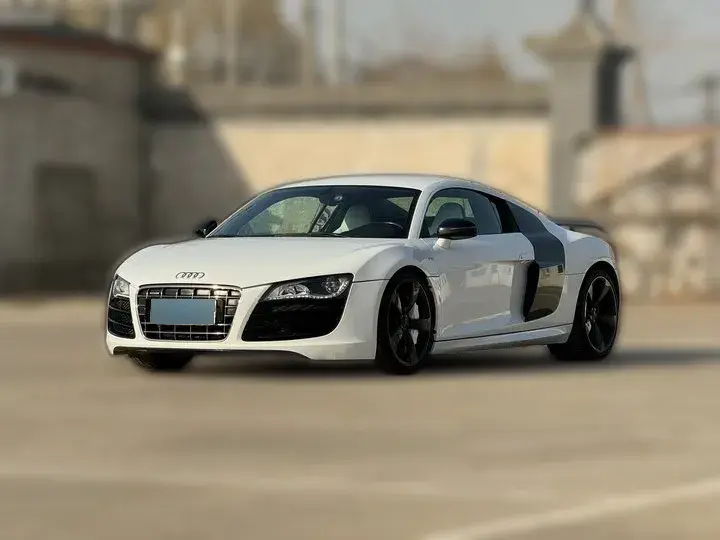 2010 Audi R8 5.2L 525HP V10 6AMT