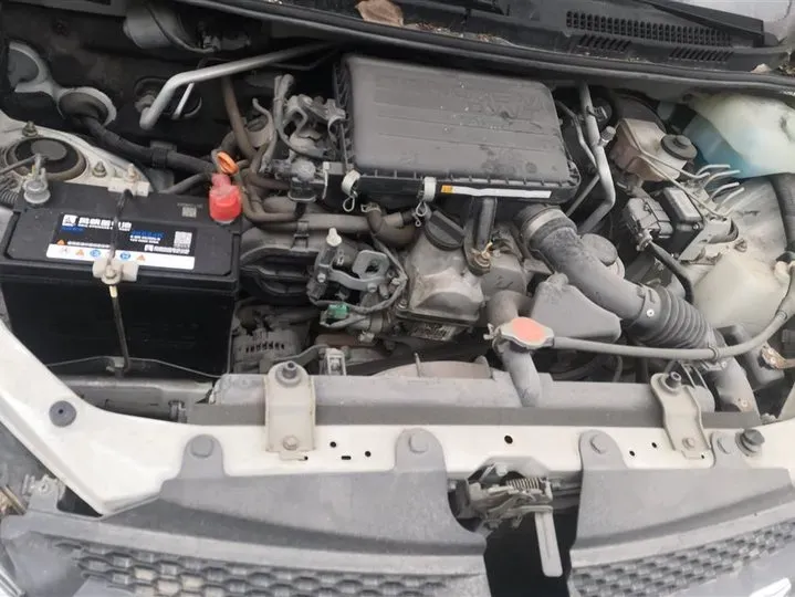 2015 FAW Senia S80 1.5L 102HP L4 5MT,autocango,china used car exporter,china ev exporter,chinese used car exporter,chinese used ev exporter