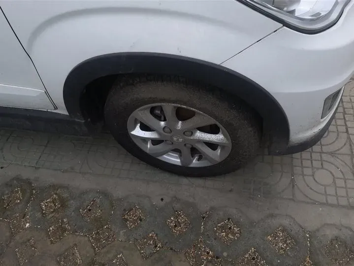 2015 FAW Senia S80 1.5L 102HP L4 5MT,autocango,china used car exporter,china ev exporter,chinese used car exporter,chinese used ev exporter