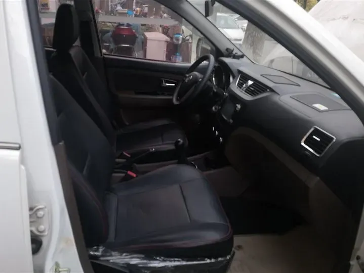 2015 FAW Senia S80 1.5L 102HP L4 5MT,autocango,china used car exporter,china ev exporter,chinese used car exporter,chinese used ev exporter