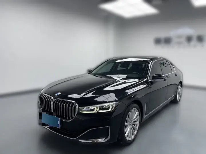 2021 BMW 7 Series 2.0T 265HP L4 8AT