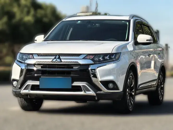 2021 Mitsubishi Outlander 2.4L 192HP L4 CVT