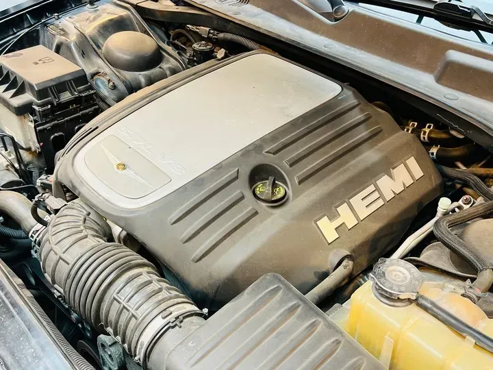 2006 Chrysler 300C 5.7L 342HP V8 5AT,autocango,china used car exporter,china ev exporter,chinese used car exporter,chinese used ev exporter