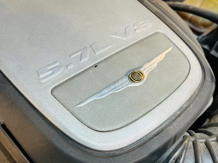 2006 Chrysler 300C 5.7L 342HP V8 5AT,autocango,china used car exporter,china ev exporter,chinese used car exporter,chinese used ev exporter