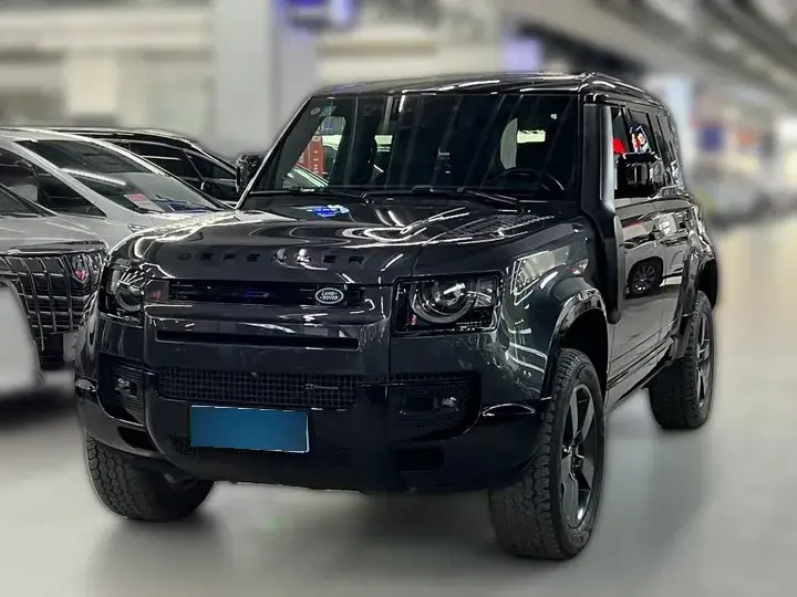 2023 Land Rover Defender 3.0T 400HP L6 8AT
