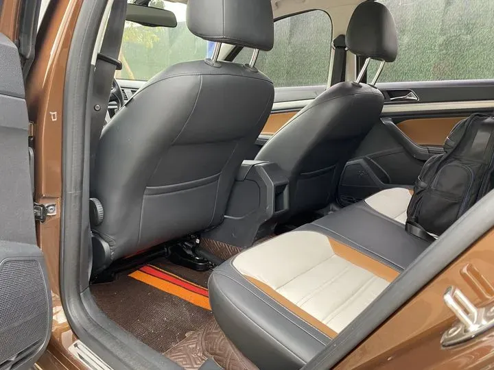 2017 Volkswagen Cross Lavida 1.4T 131HP L4 7DCT,autocango,china used car exporter,china ev exporter,chinese used car exporter,chinese used ev exporter