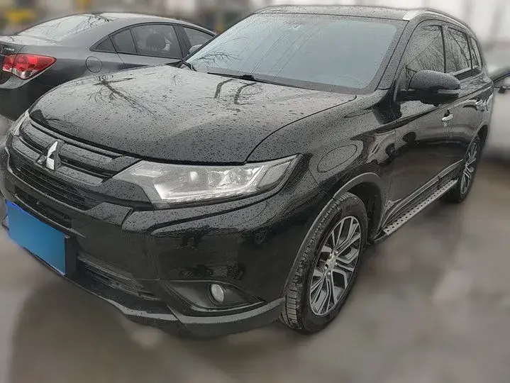 2018 Mitsubishi Outlander 2.4L 192HP L4 CVT