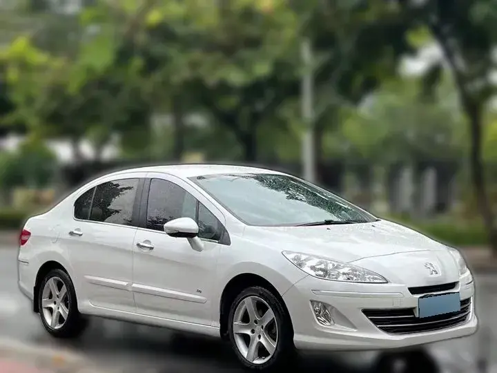2013 Peugeot 408 2.0L 147HP L4 5MT