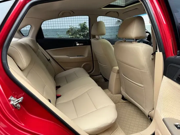 2013 Brilliance Auto H330 1.5L 105HP L4 4AT,autocango,china used car exporter,china ev exporter,chinese used car exporter,chinese used ev exporter