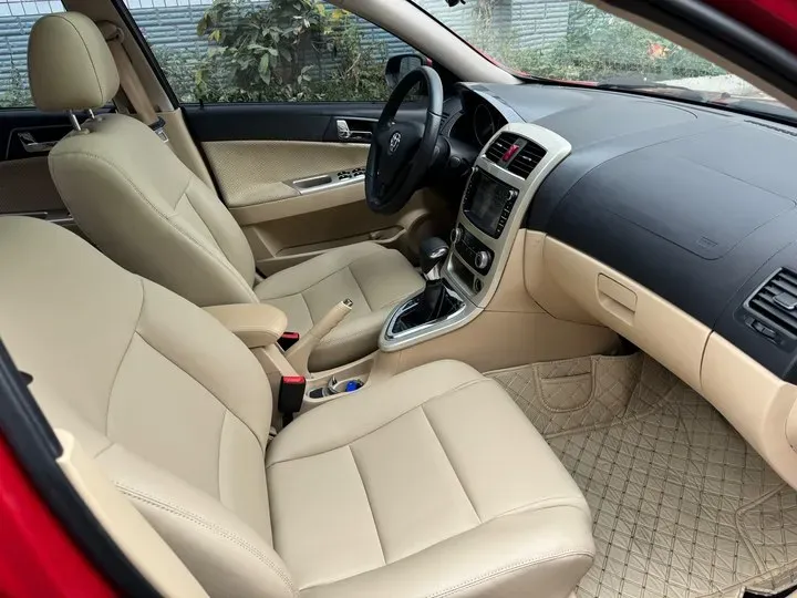 2013 Brilliance Auto H330 1.5L 105HP L4 4AT,autocango,china used car exporter,china ev exporter,chinese used car exporter,chinese used ev exporter