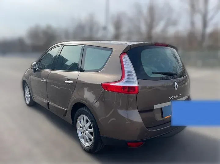 2011 Renault  Scenic Classic 2.0L 140HP L4 CVT,autocango,china used car exporter,china ev exporter,chinese used car exporter,chinese used ev exporter