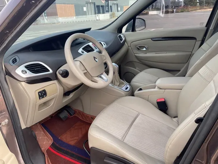 2011 Renault  Scenic Classic 2.0L 140HP L4 CVT,autocango,china used car exporter,china ev exporter,chinese used car exporter,chinese used ev exporter