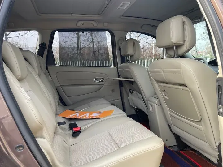 2011 Renault  Scenic Classic 2.0L 140HP L4 CVT,autocango,china used car exporter,china ev exporter,chinese used car exporter,chinese used ev exporter