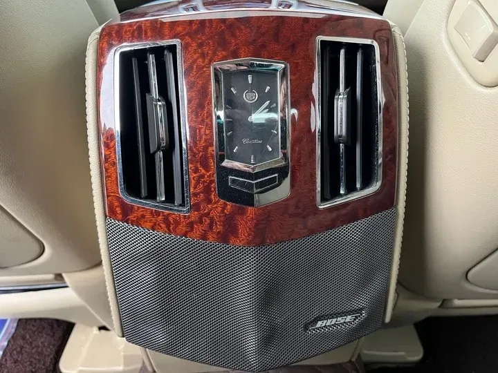 2011 Cadillac SLS 2.0T 262HP L4 6AT,autocango,china used car exporter,china ev exporter,chinese used car exporter,chinese used ev exporter