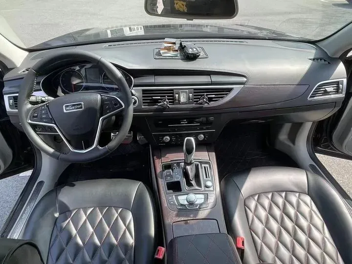 2016 Zotye Z700 1.8T 177HP L4 6DCT,autocango,china used car exporter,china ev exporter,chinese used car exporter,chinese used ev exporter