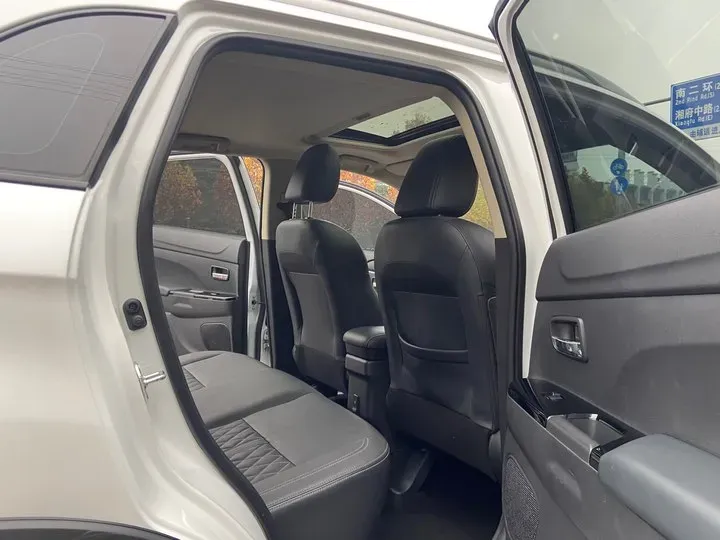 2020 Mitsubishi ASX 2.0L 166HP L4 CVT,autocango,china used car exporter,china ev exporter,chinese used car exporter,chinese used ev exporter