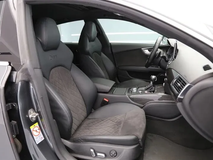 2016 Audi RS 7 4.0T 560HP V8 8AT,autocango,china used car exporter,china ev exporter,chinese used car exporter,chinese used ev exporter