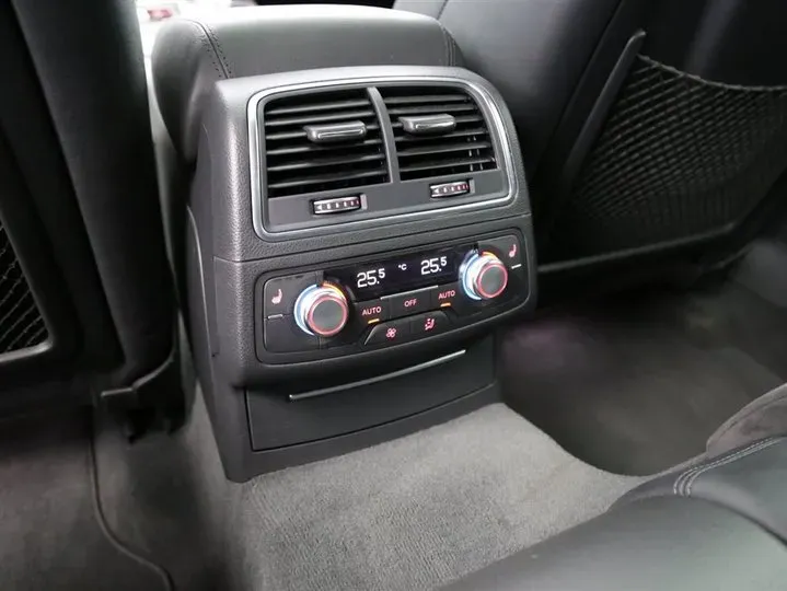 2016 Audi RS 7 4.0T 560HP V8 8AT,autocango,china used car exporter,china ev exporter,chinese used car exporter,chinese used ev exporter