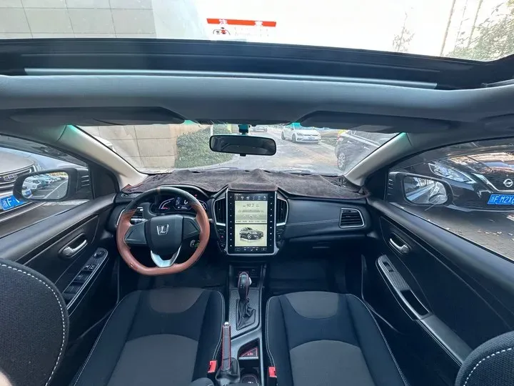 2016 Luxgen 3 1.6L 124HP L4 CVT,autocango,china used car exporter,china ev exporter,chinese used car exporter,chinese used ev exporter